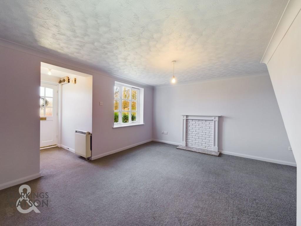 The Green, Earsham, Bungay 3 bed semidetached house for sale £235,000
