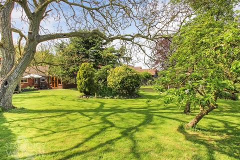 5 bedroom detached bungalow for sale, Mill Road, Thorpe Abbotts, Diss