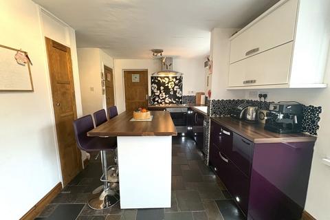 undefined, Redhurst Drive, Wolverhampton, WV10 6QW