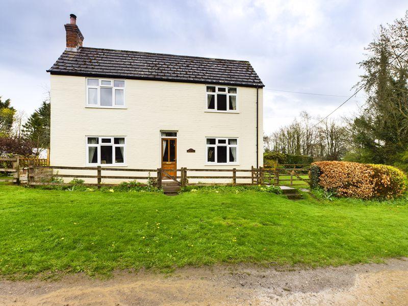 Belle Vue, Church Lane, Goulceby, Louth 3 bed detached house for sale