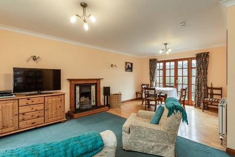 1 Dean Park, Newstead, Melrose, TD6 9RQ
