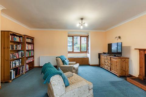 1 Dean Park, Newstead, Melrose, TD6 9RQ