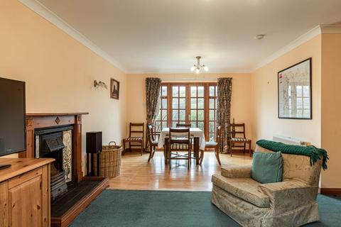 1 Dean Park, Newstead, Melrose, TD6 9RQ