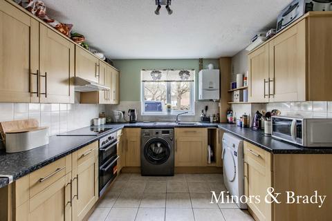 2 Carl Close, Dereham, NR19 1ET