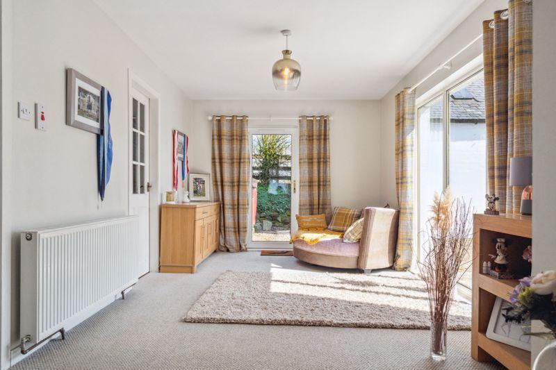 Photo 36