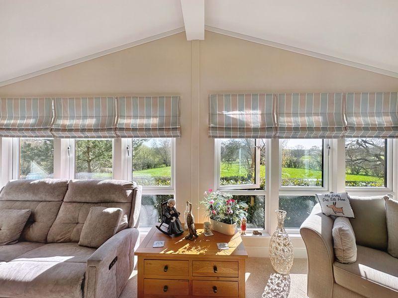 Thorpe Road, Weeley CO16 2 bed detached house for sale £180,000
