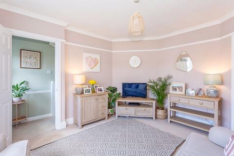 120 Speer Road, Thames Ditton, KT7 0PP