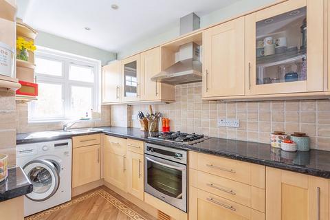 120 Speer Road, Thames Ditton, KT7 0PP
