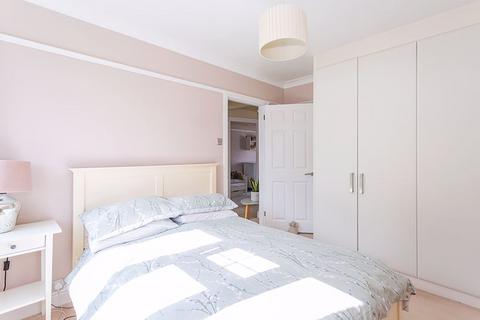 120 Speer Road, Thames Ditton, KT7 0PP