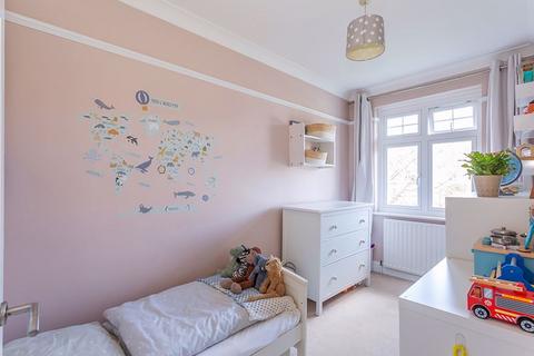 120 Speer Road, Thames Ditton, KT7 0PP