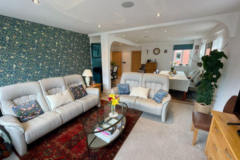 3 bedroom apartment for sale - Bridge Street, Hereford
