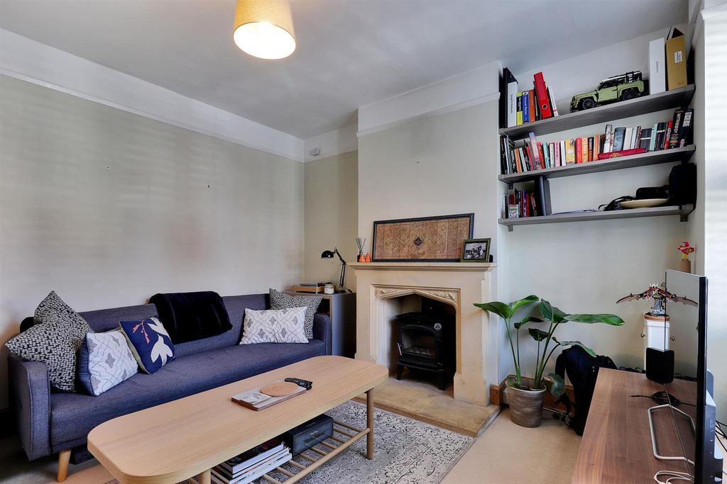 Denbigh Road, Tunbridge Wells 2 bed house £320,000