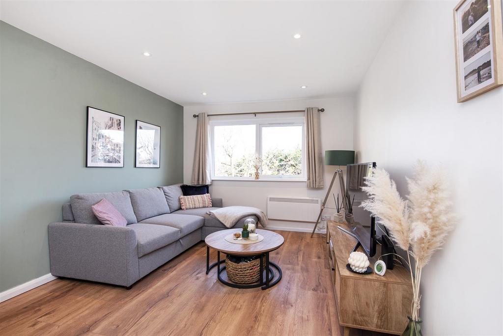 South Ealing Road, Ealing, London 1 bed flat for sale £350,000
