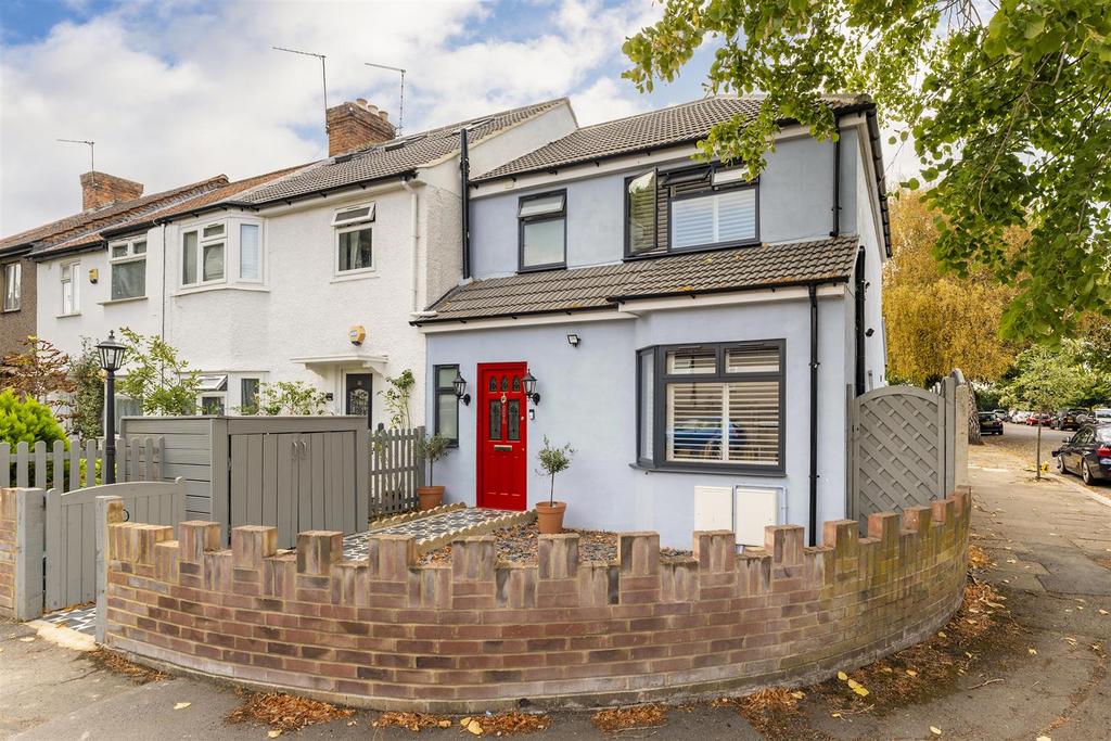 Avalon Road, Ealing, W13 3 bed end of terrace house £750,000