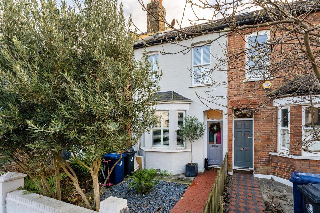 Green Avenue, Northfields, Ealing, London 3 bed terraced house for sale