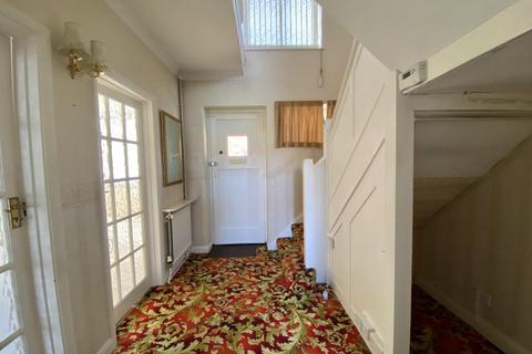 25 Stirling Road, Hayes, UB3 3AH