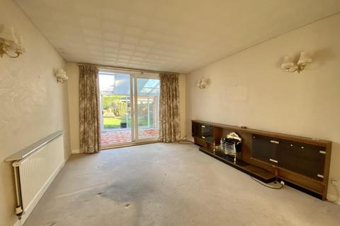 25 Stirling Road, Hayes, UB3 3AH