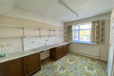 25 Stirling Road, Hayes, UB3 3AH