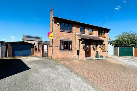64 Bainbridge Drive, Selby, YO8 4QN