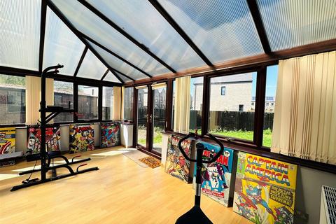 64 Bainbridge Drive, Selby, YO8 4QN