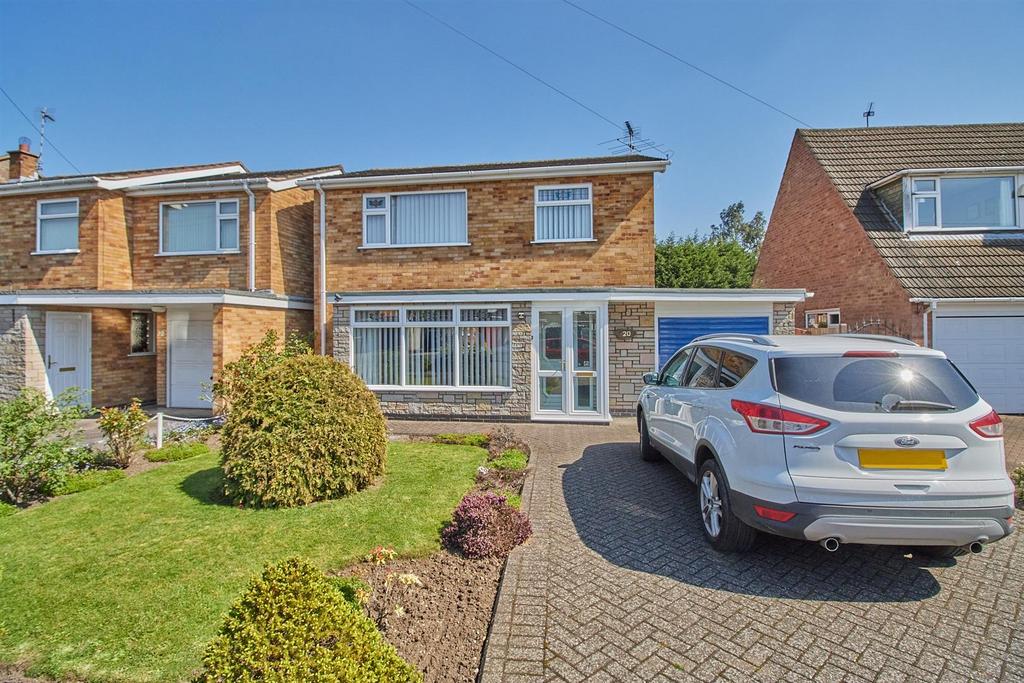 Chesterfield Way, Barwell 3 bed detached house for sale £300,000