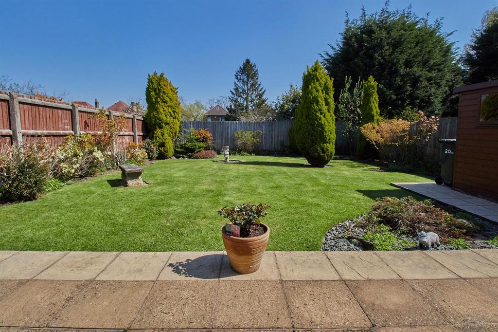 Chesterfield Way, Barwell 3 bed detached house for sale £300,000