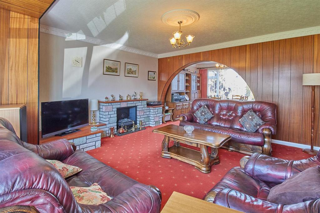 Chesterfield Way, Barwell 3 bed detached house for sale £300,000