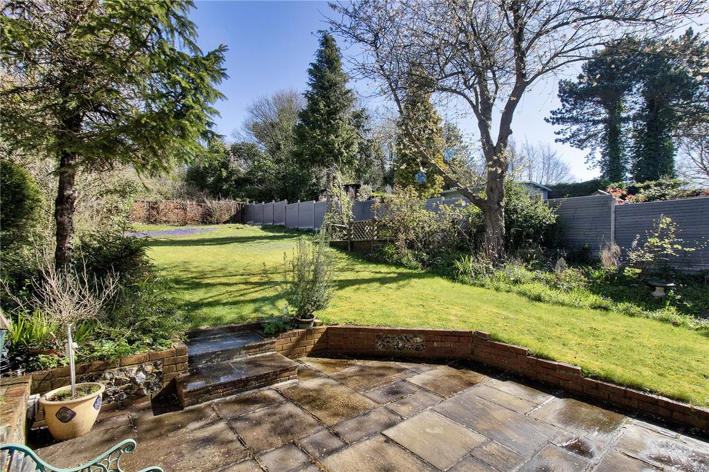 Eynsford Rise, Eynsford, Dartford, Kent, DA4 3 bed detached house for