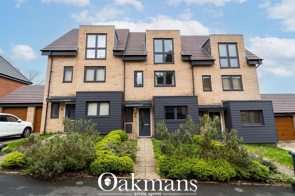 New House Farm Drive, Northfield... 3 bed house £1,600 pcm (£369 pw)