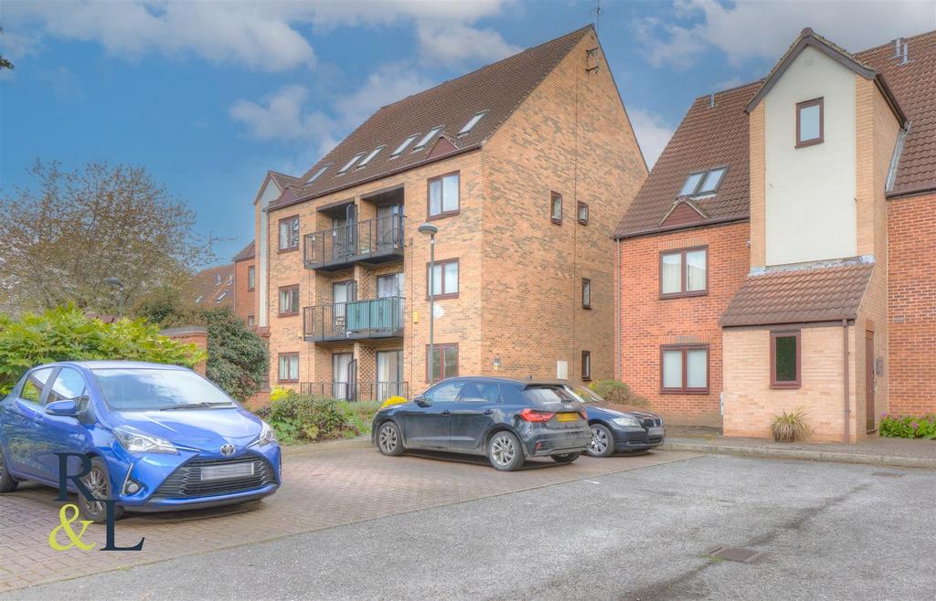 Heron Wharf, Nottingham 2 bed apartment £995 pcm (£230 pw)