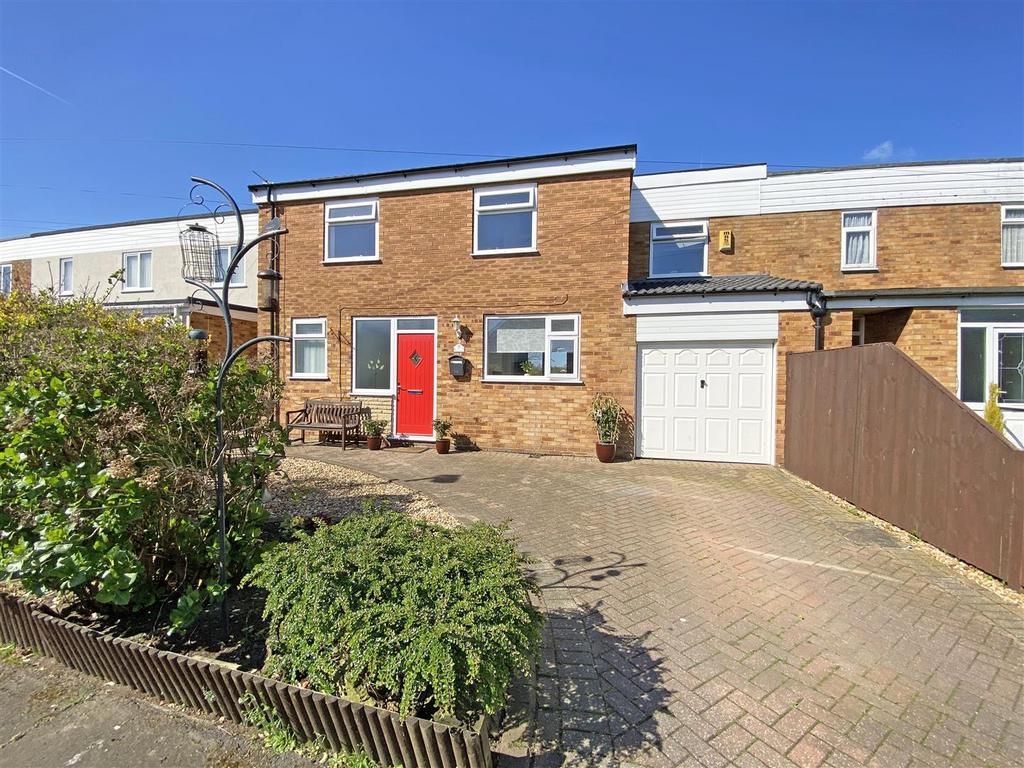 Lowes Green, Formby, Liverpool 4 bed semidetached house for sale £270,000