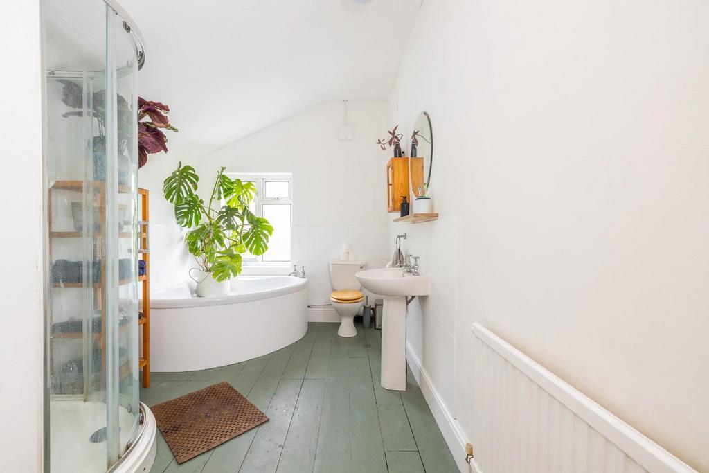 28, Battersea Road.jpg