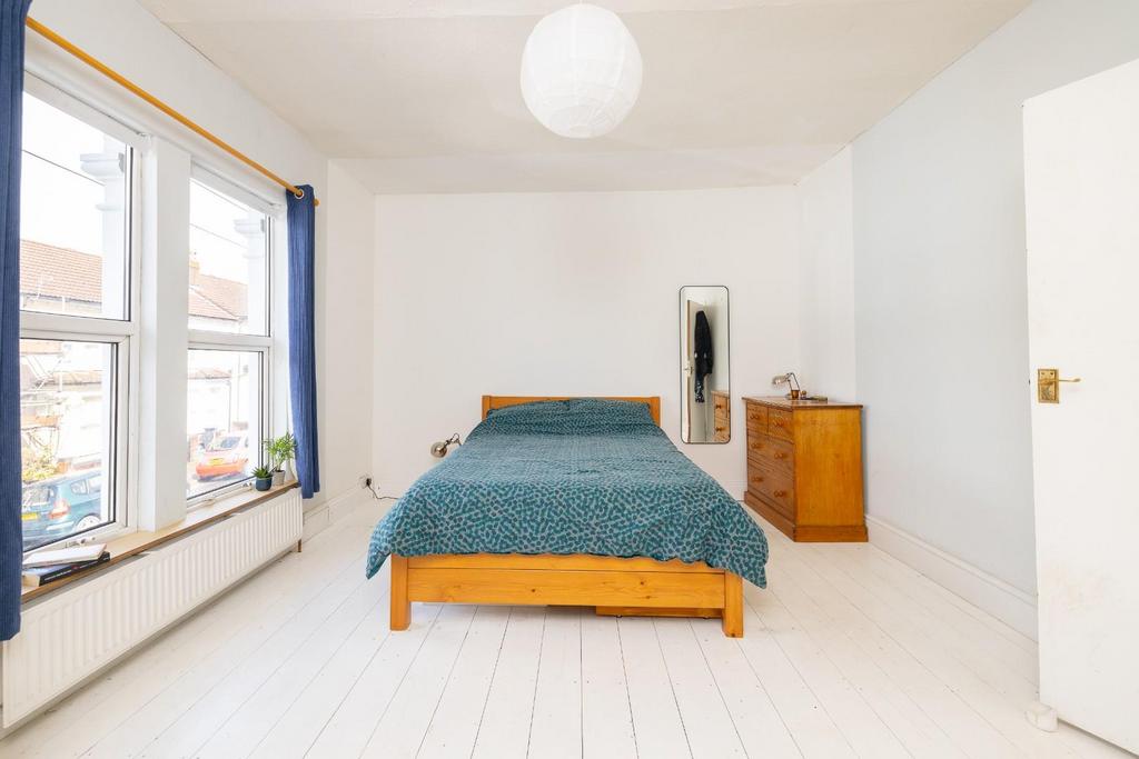 28, Battersea Road-5.jpg