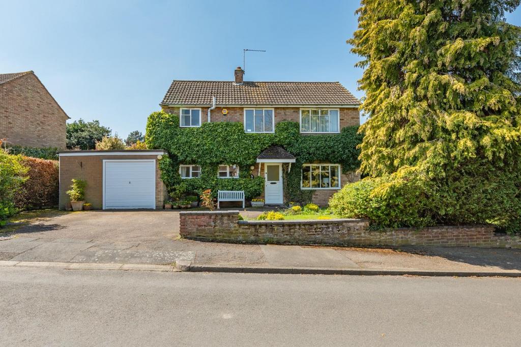 The Greswoldes, Radford Semele, Leamington Spa 4 bed detached house for