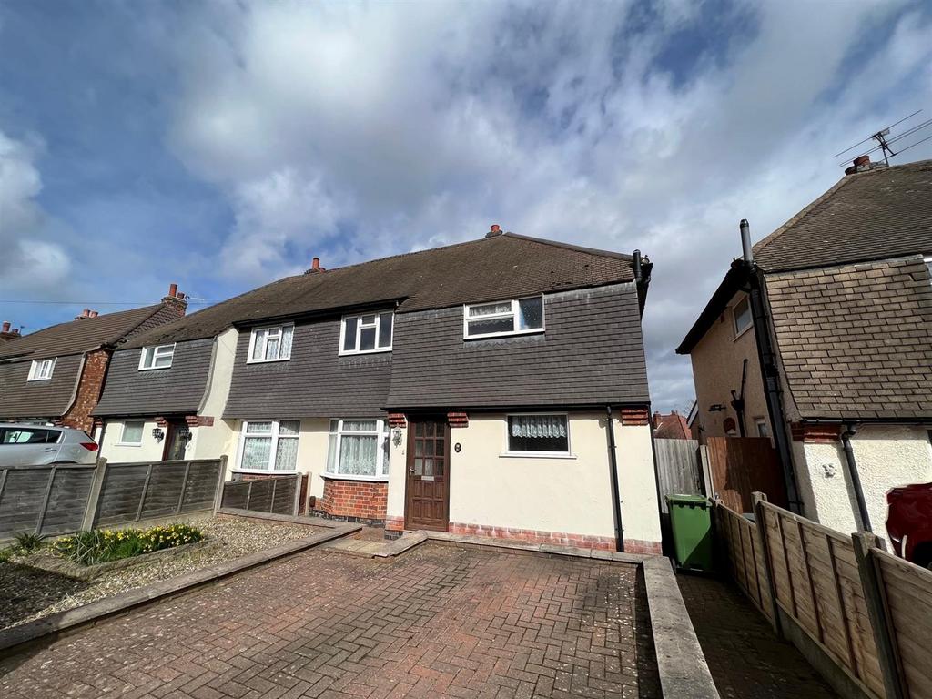 JOHNSON ROAD, BIRSTALL, LEICESTER 3 bed semidetached house to rent £