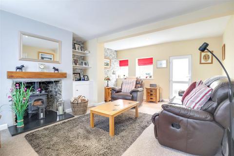 Providence Row, Bideford, EX39