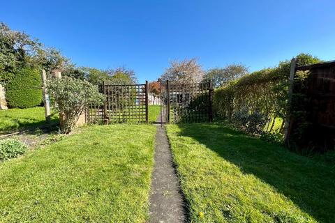 44 Barnwell Road, Northampton, NN2 7RP