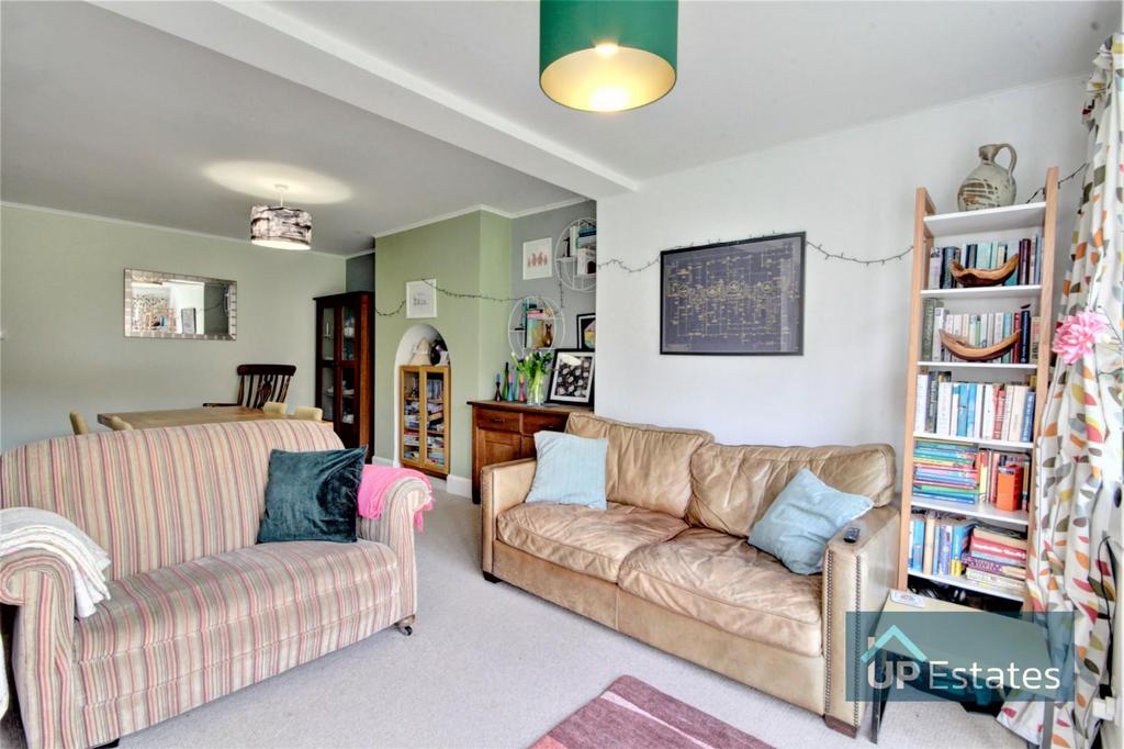 Woodside Avenue North, Coventry 4 bed semidetached house £500,000