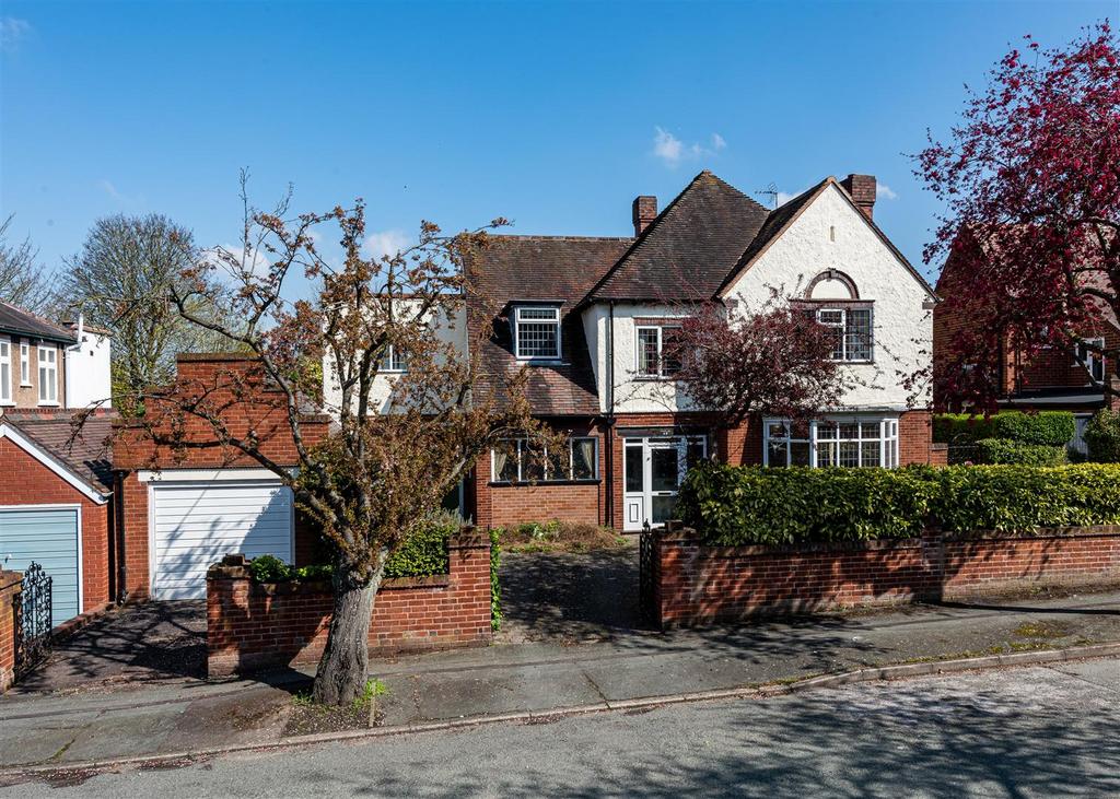 20 Copthorne Road, Wolverhampton 4 bed detached house for sale £450,000