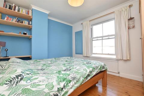 17 Seaton Road, London Colney, St Albans, AL2 1RL