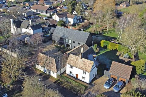 19 Barton Road, Comberton, Cambridge, CB23 7BP