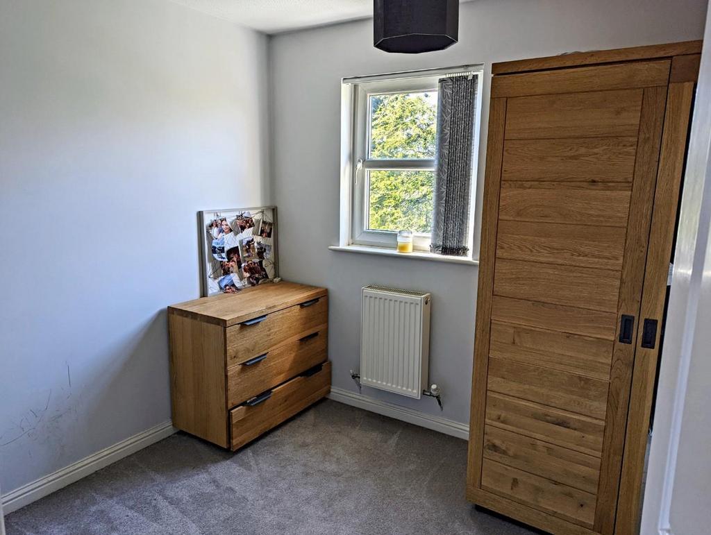 BEDROOM TWO.jpg
