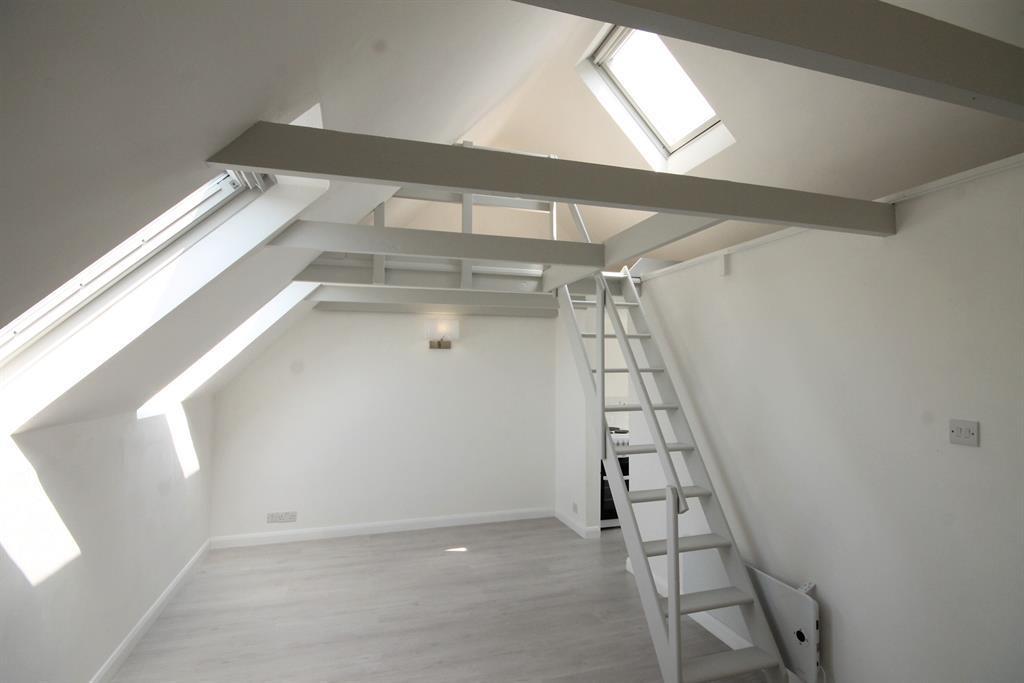Cambridge Mews, Cambridge Street, York Studio £775 pcm (£179 pw)