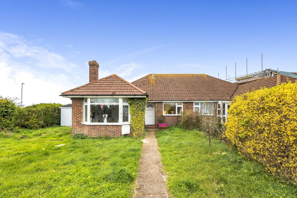 Wilson Avenue, Brighton 4 bed semidetached bungalow for sale £520,000