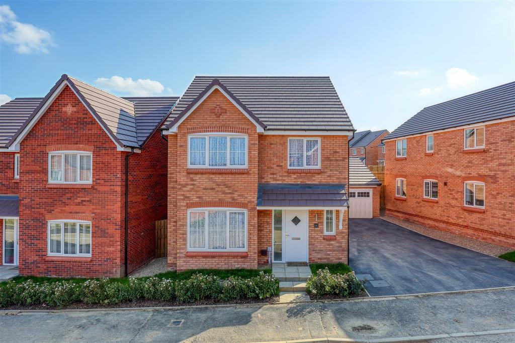 Casterton Road, Melton Mowbray 4 bed detached house to rent £1,650