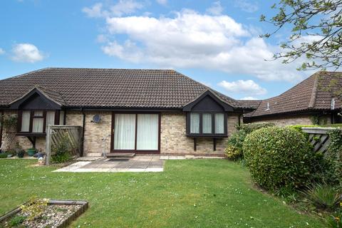 2 bedroom semi-detached bungalow for sale - The Maltings, Thatcham, RG19