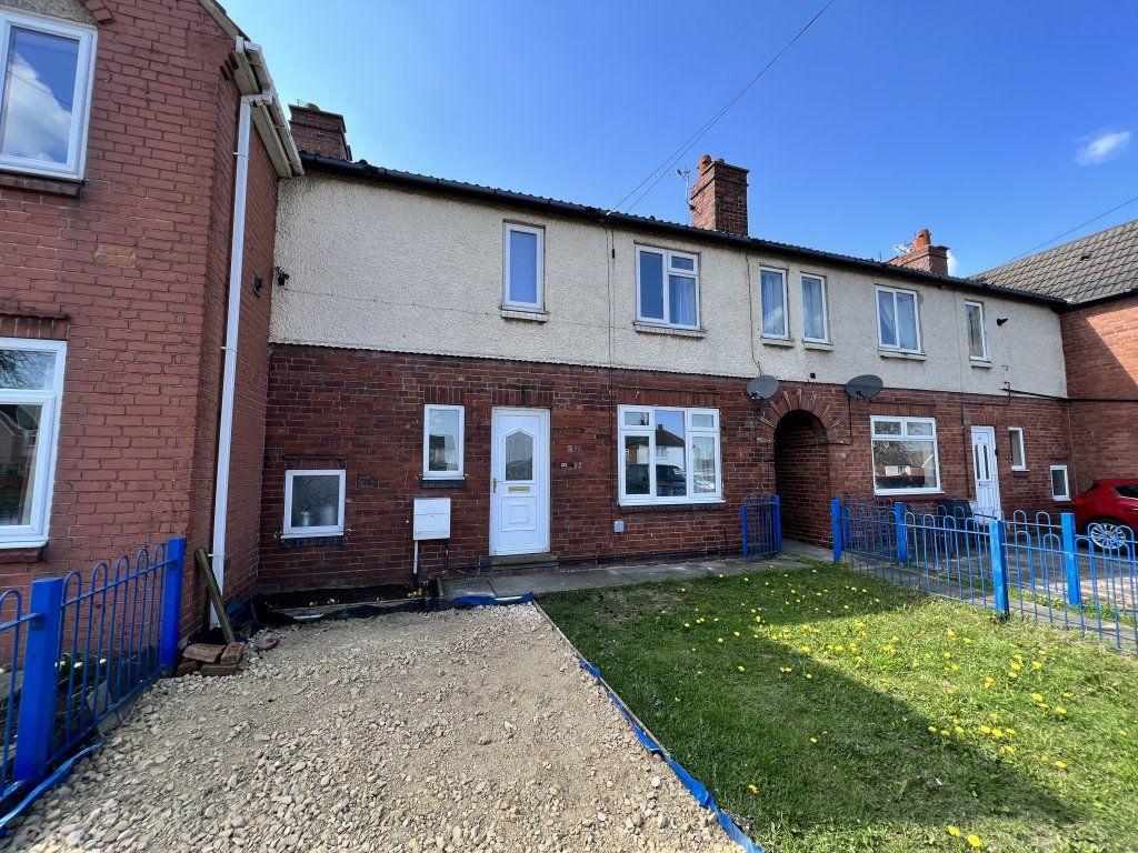 Fryston Road, Castleford, WF10 3 bed terraced house £750 pcm (£173 pw)