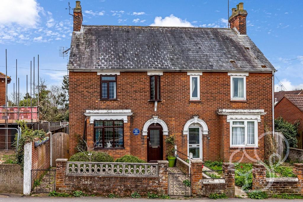Berechurch Road, Colchester 3 bed semidetached house for sale £350,000