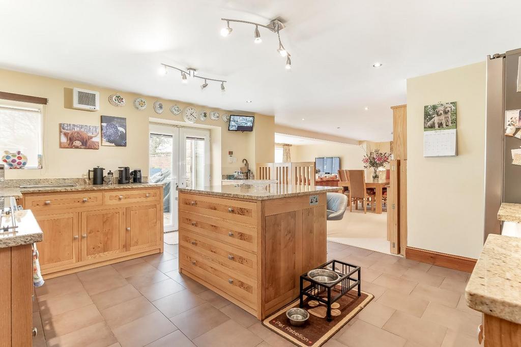 Strait Lane, Huby, Leeds 4 bed detached house for sale £999,999
