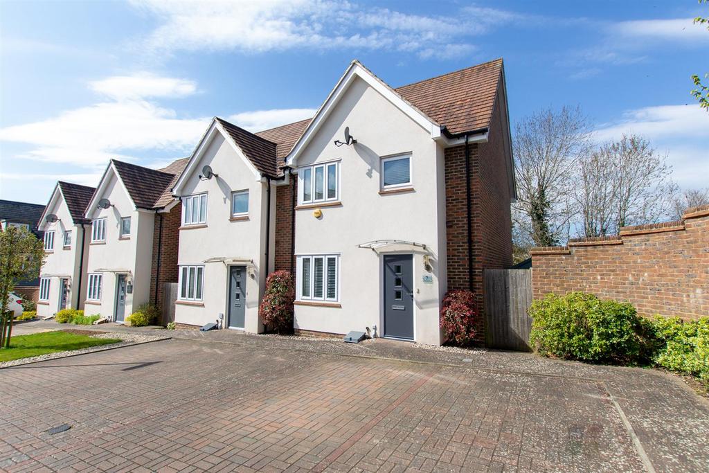 Brambling Way, Burgess Hill 2 bed house - £395,000